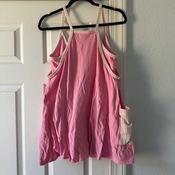 BUCKETLIST Pink Sleeveless Top with Checkered Pockets - Picture 6 of 8